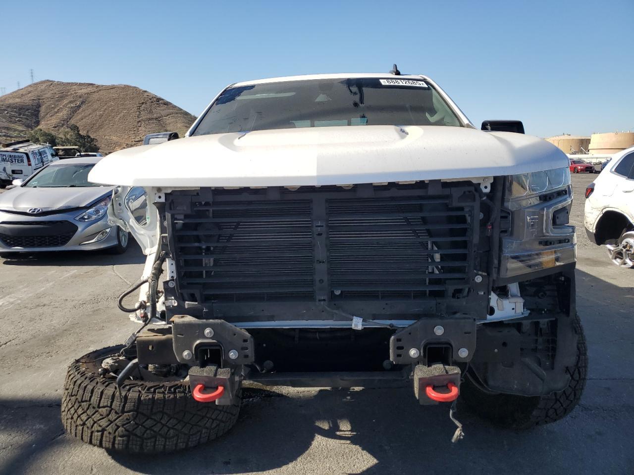2020 CHEVROLET SILVERADO - Фото 5