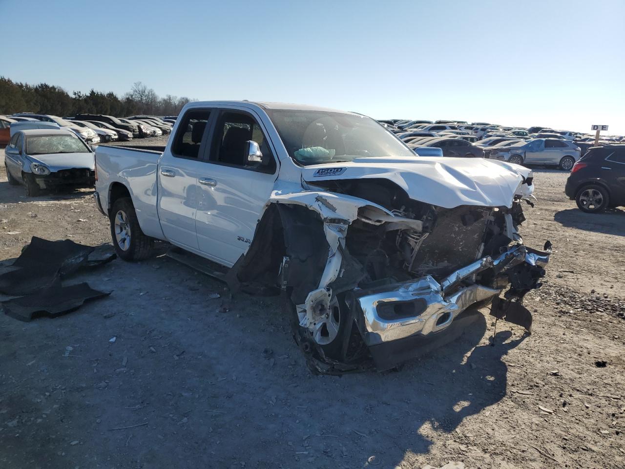2019 RAM 1500 BIG H - Фото 4