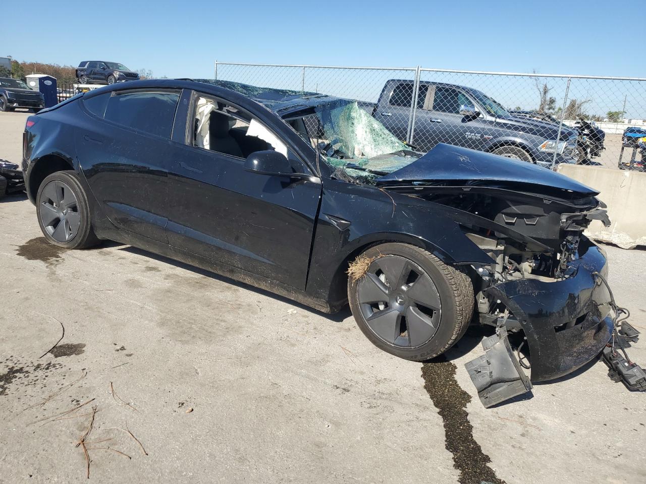 2022 TESLA MODEL 3 - Image 4