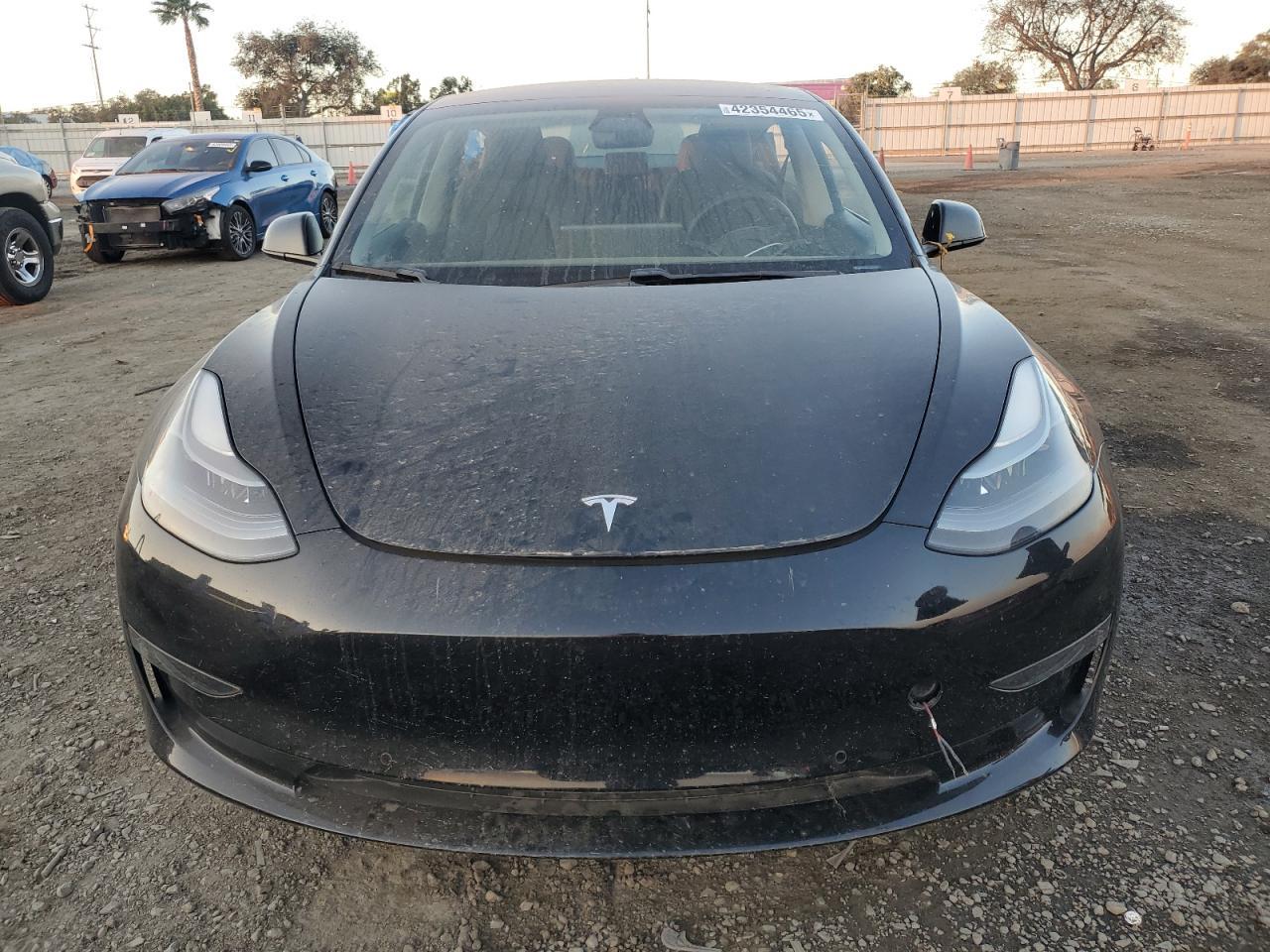 2021 TESLA MODEL 3 - Image 5