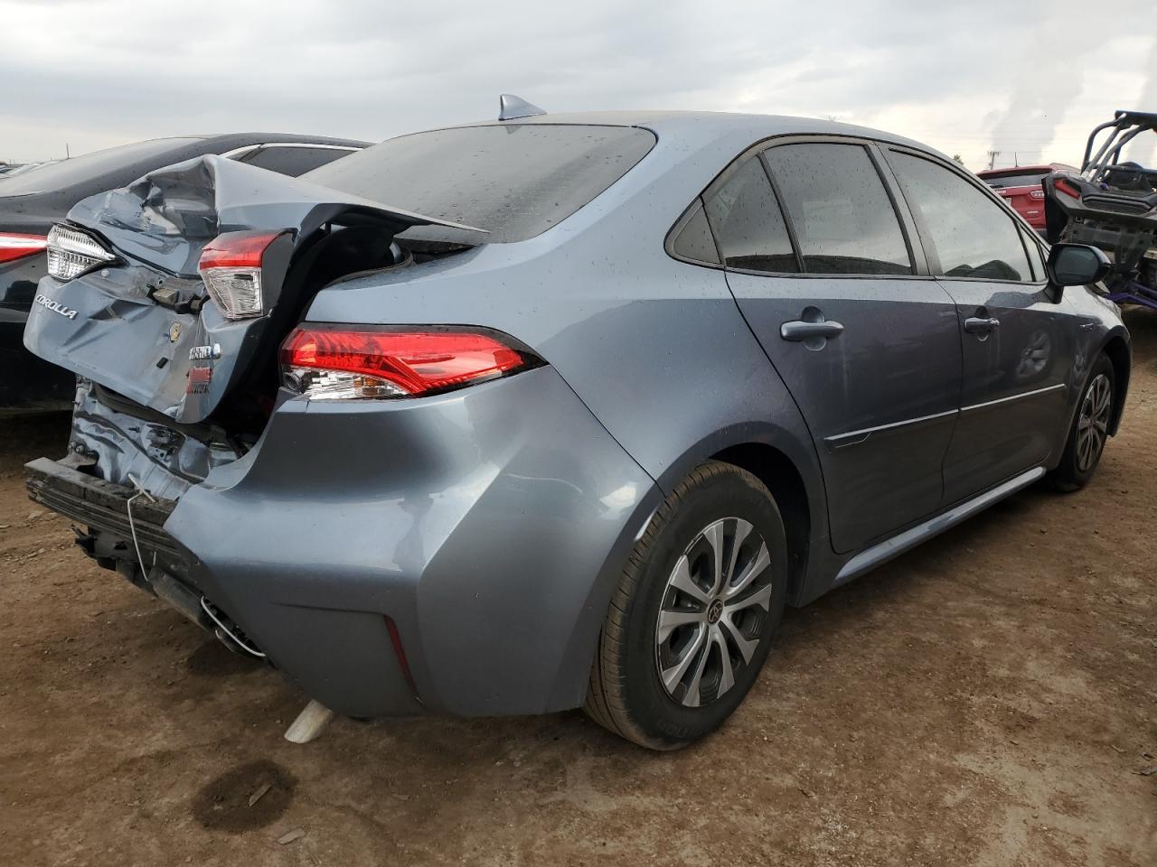 2021 TOYOTA COROLLA LE - Image 3