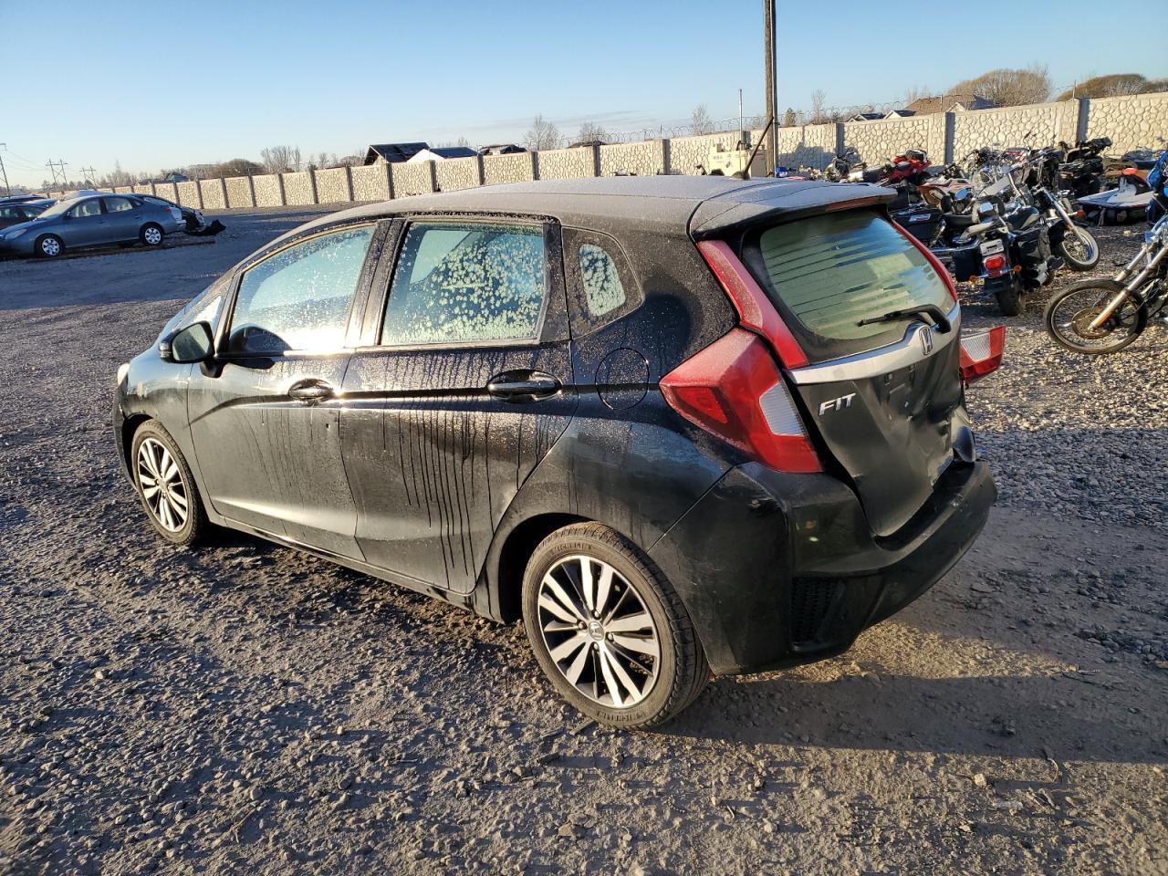 2016 HONDA FIT EX - Image 2