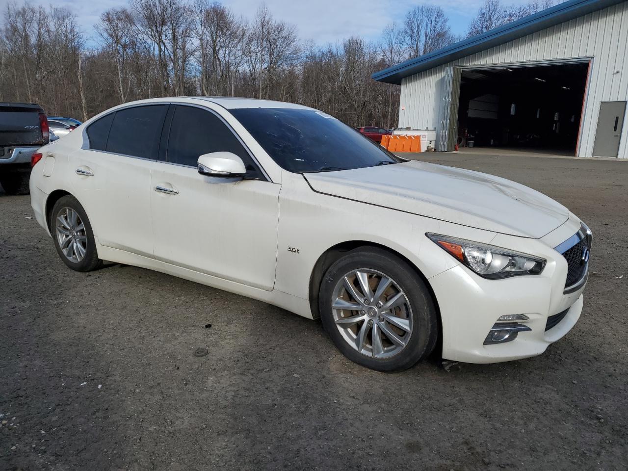 2016 INFINITI Q50 PREMIU - Фото 4