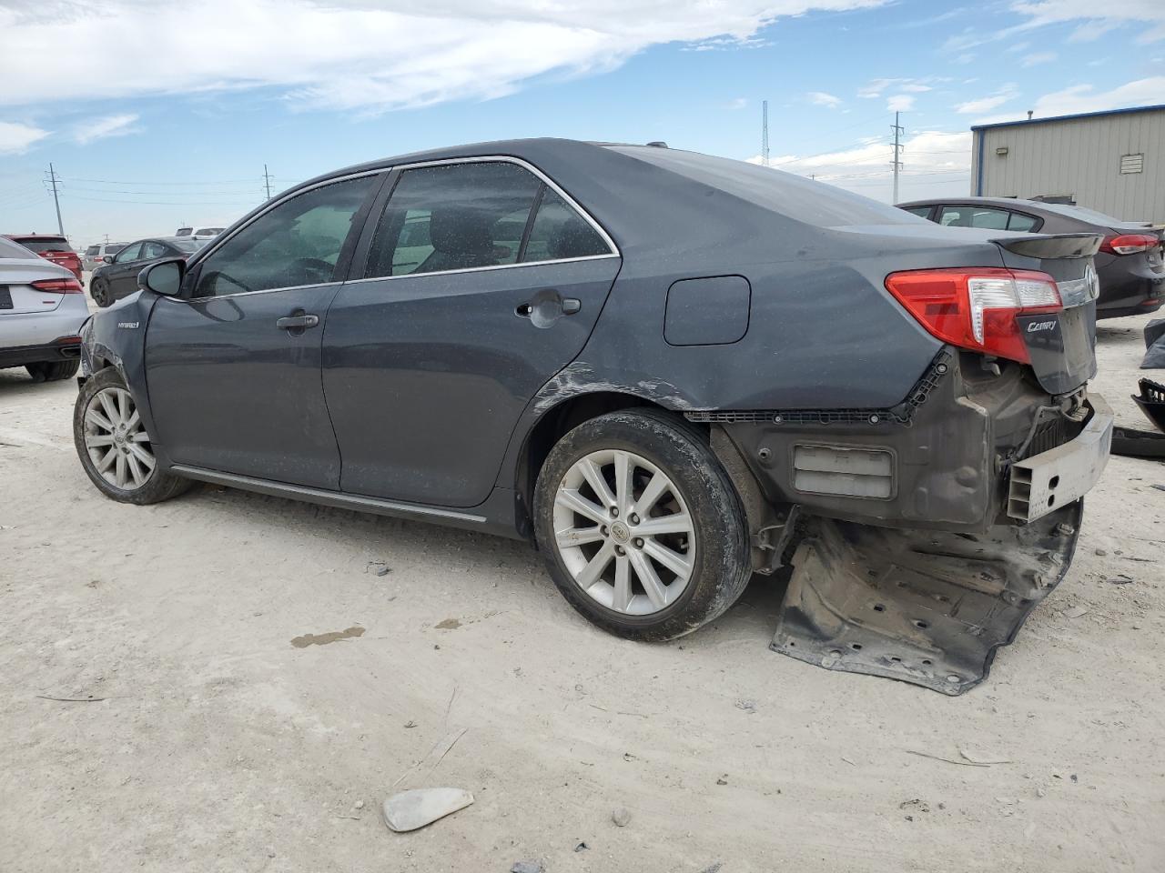 2012 TOYOTA CAMRY HYBR - Фото 2