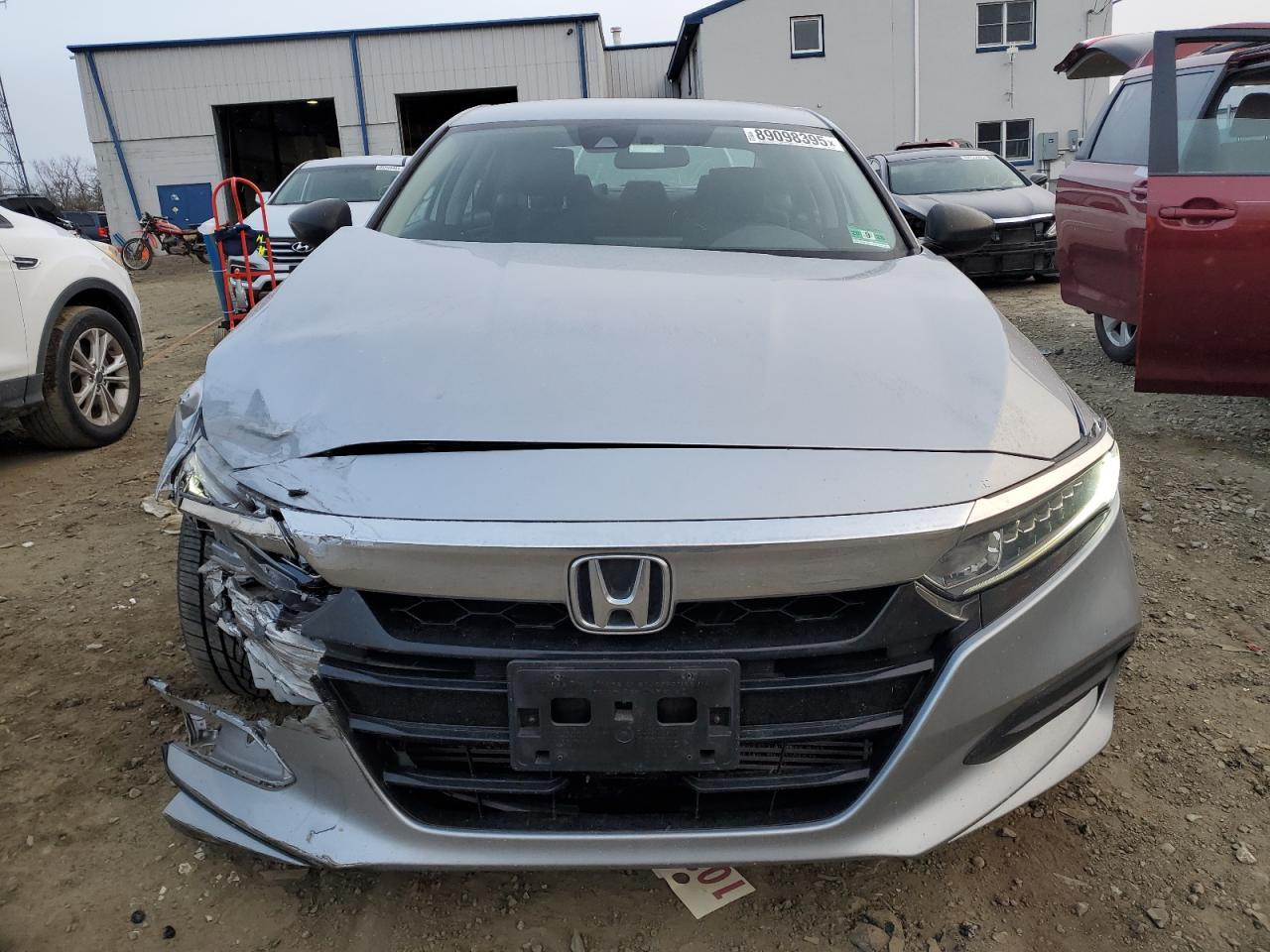 2018 HONDA ACCORD LX - Image 5