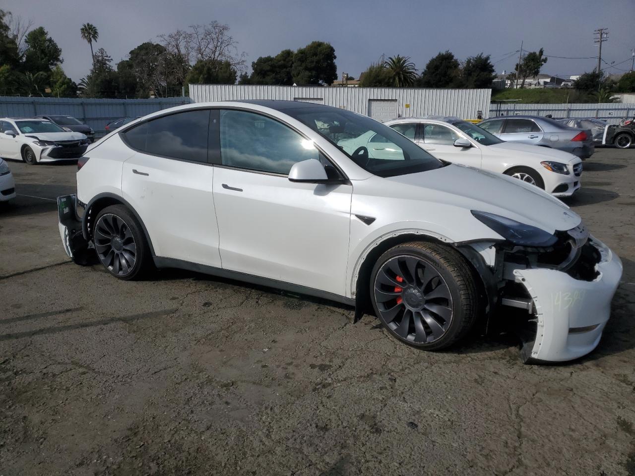2022 TESLA MODEL Y - Image 4