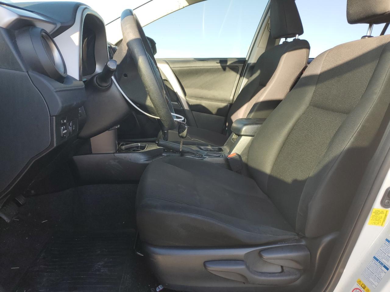 2018 TOYOTA RAV4 LE - Image 7