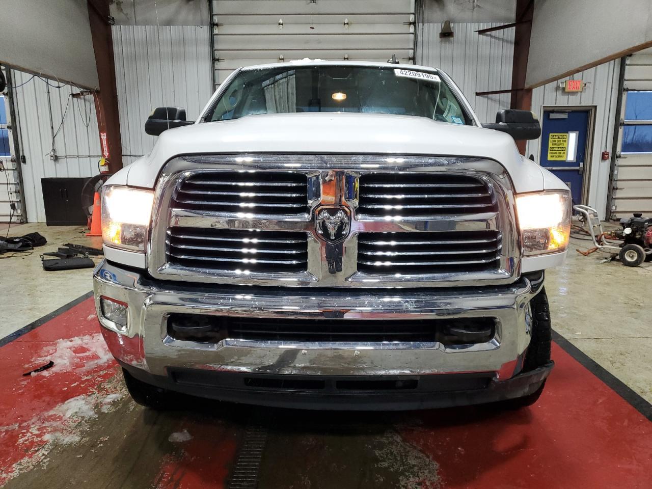 2017 RAM 2500 SLT - Фото 5