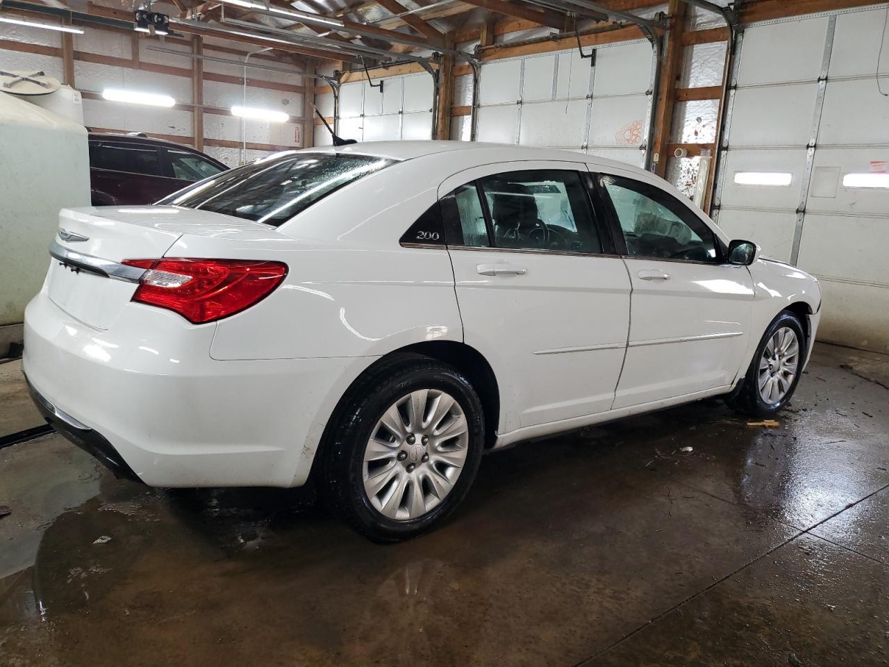 2012 CHRYSLER 200 LX - Image 3
