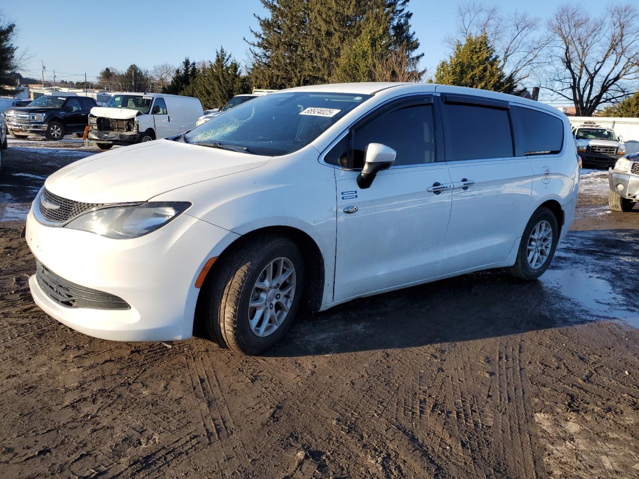 2017 CHRYSLER PACIFICA T car image