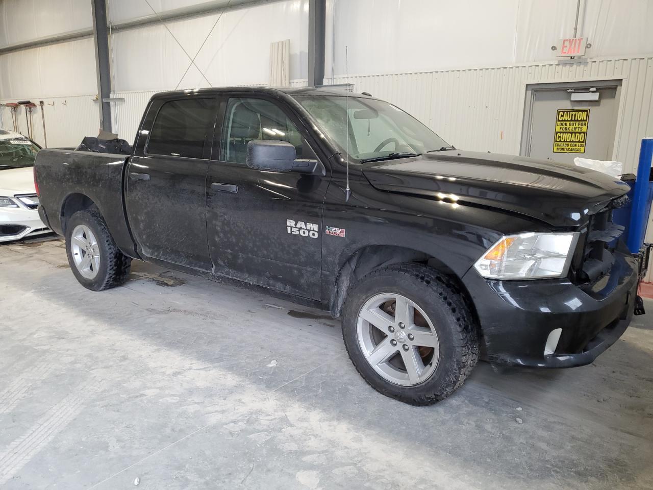 2018 RAM 1500 ST - Фото 4