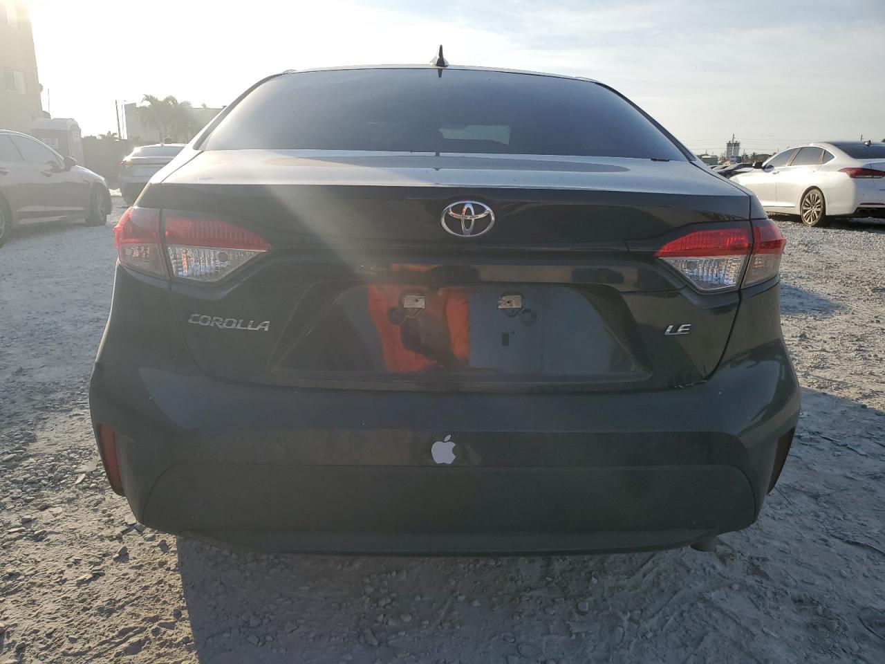 2020 TOYOTA COROLLA LE - Image 6
