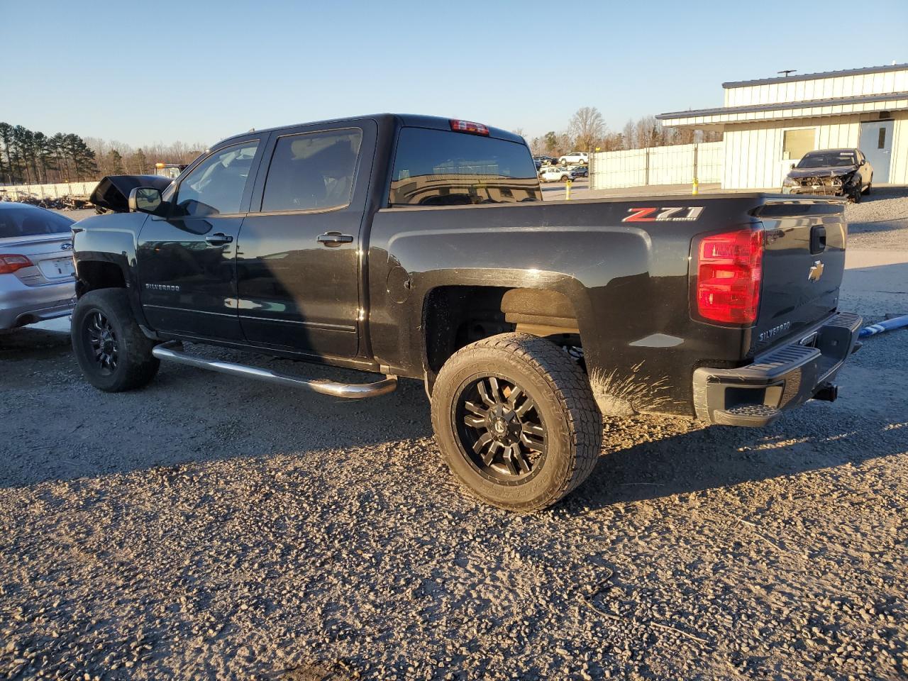 2018 CHEVROLET SILVERADO - Фото 2