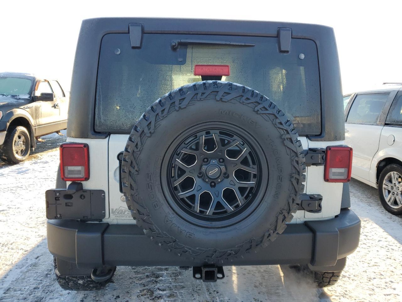 2014 JEEP WRANGLER U - Фото 6