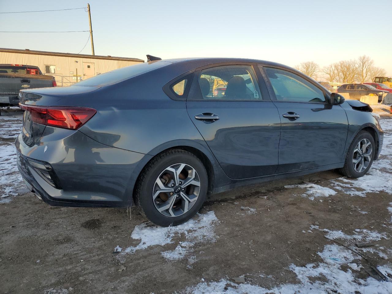 2021 KIA FORTE FE - Фото 3