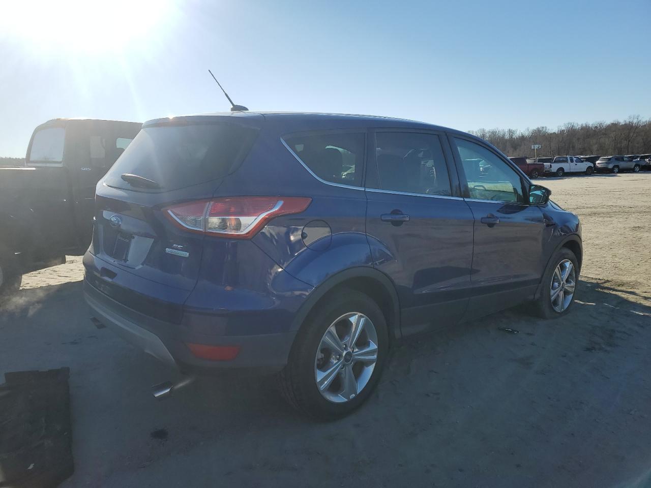 2015 FORD ESCAPE SE - Image 3