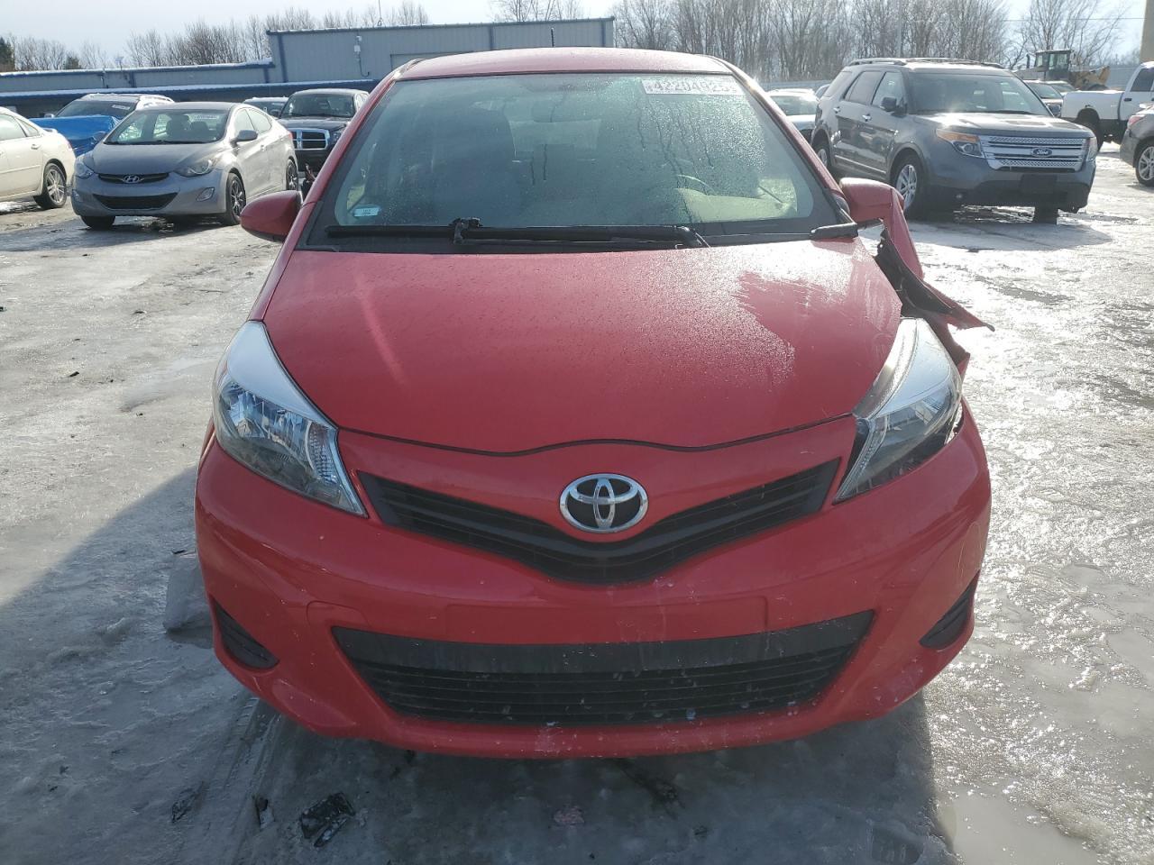 2013 TOYOTA YARIS - Фото 5