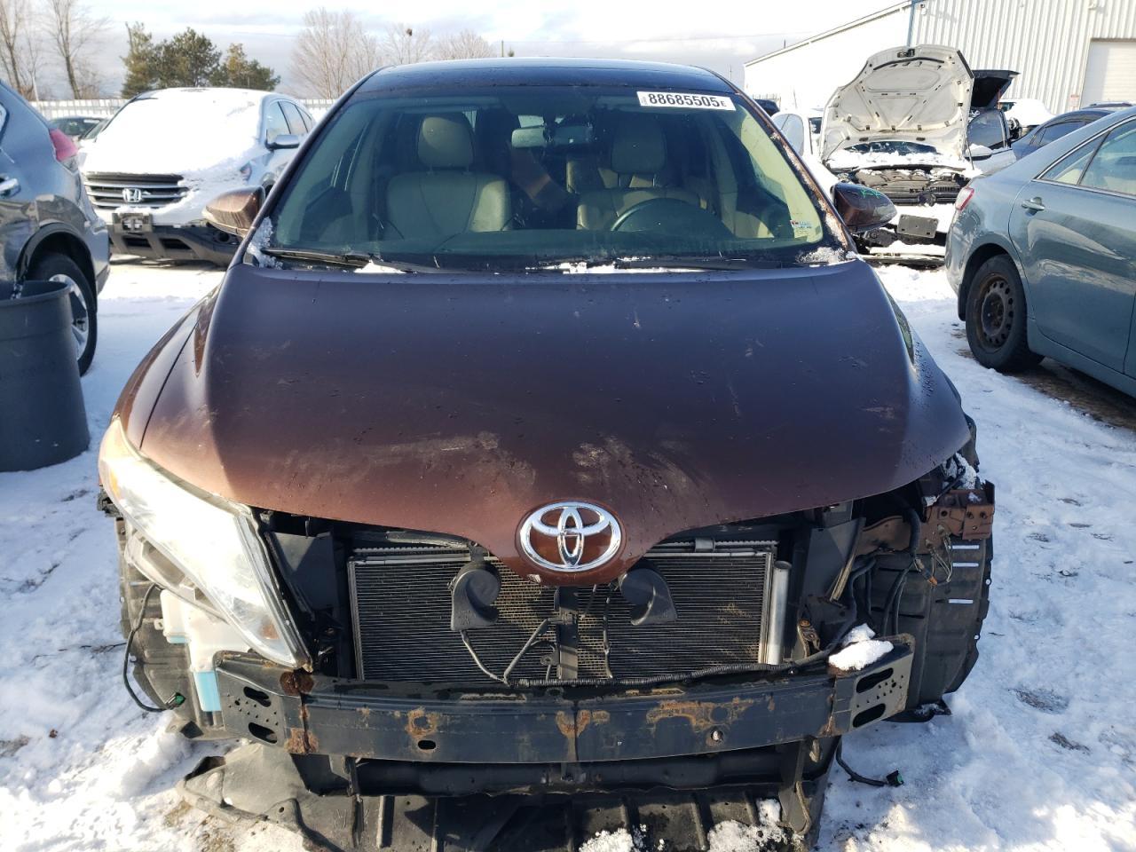 2013 TOYOTA VENZA LE - Фото 5