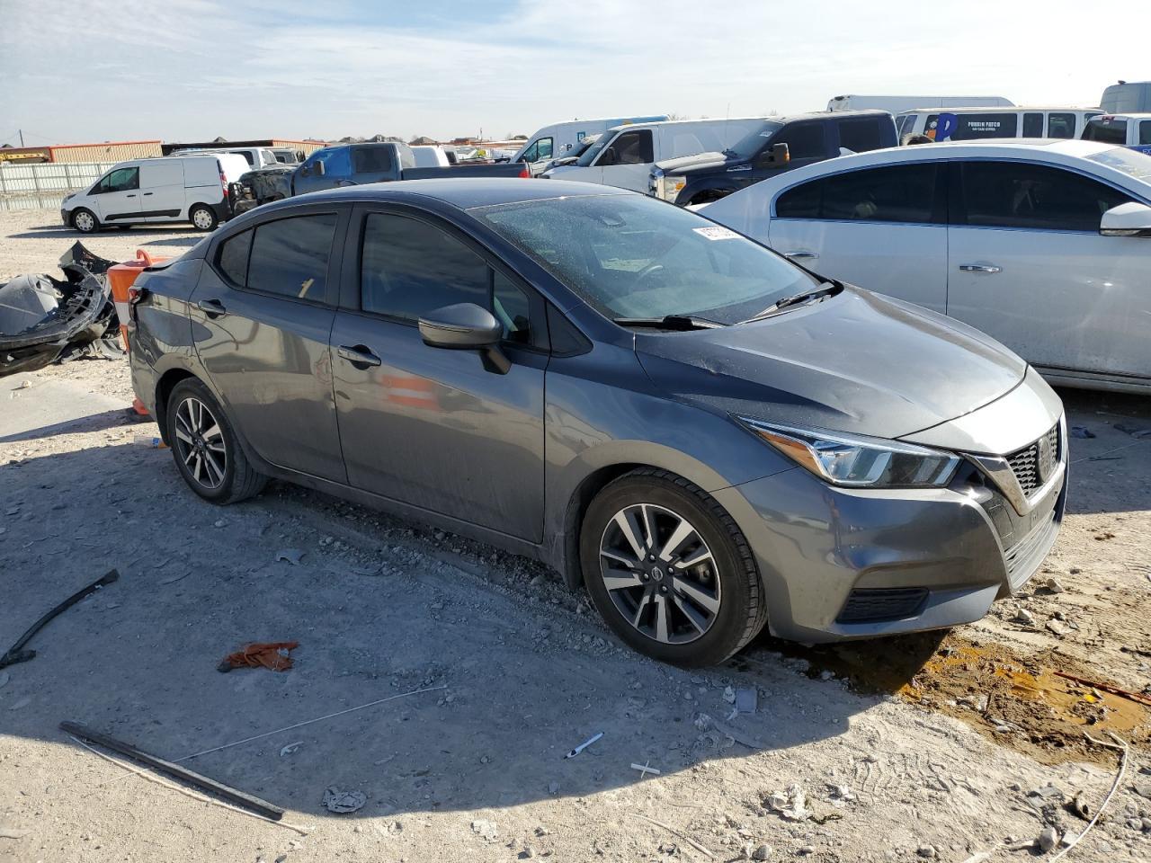 2021 NISSAN VERSA SV - Фото 4