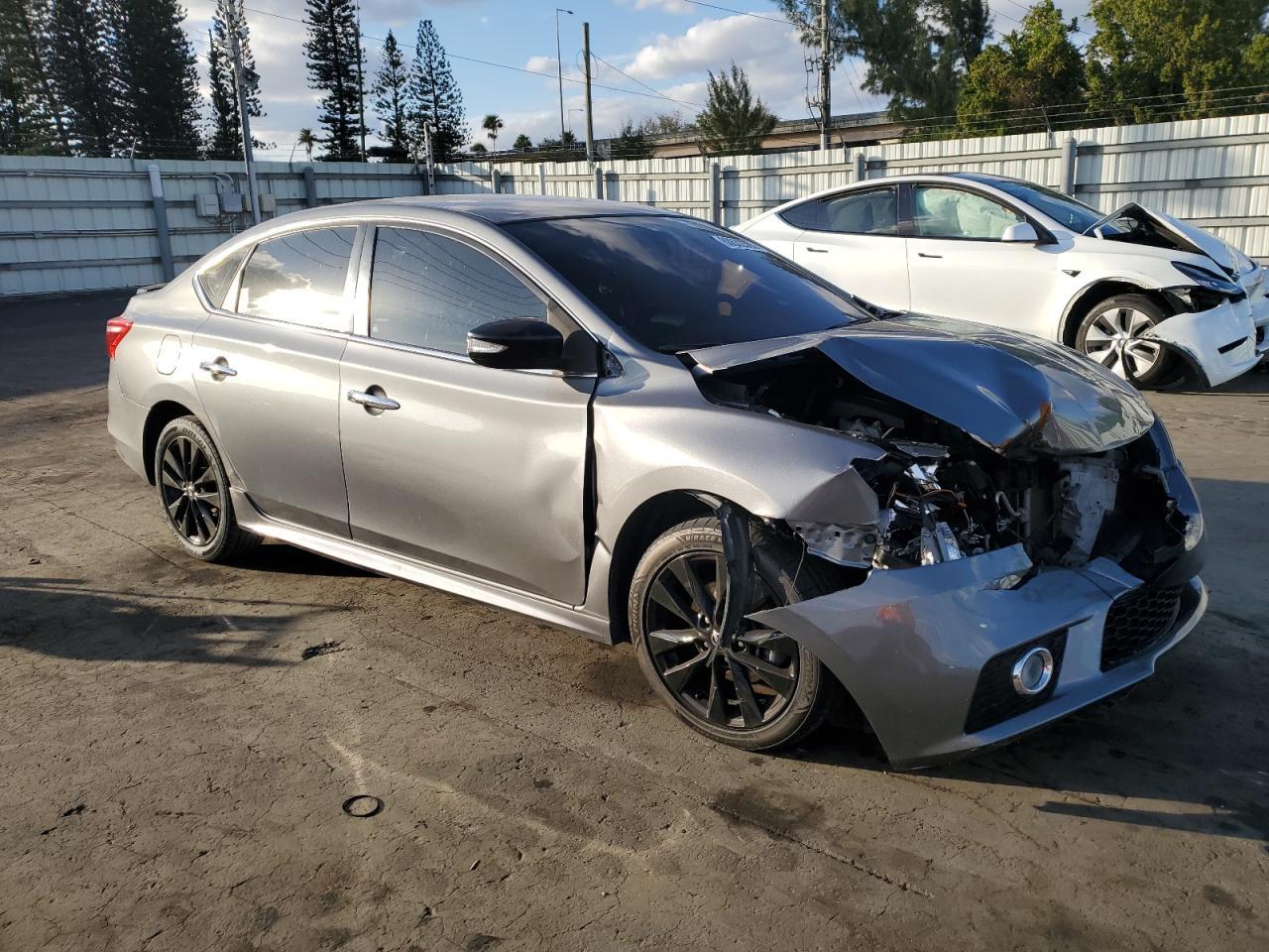2017 NISSAN SENTRA S - Фото 4