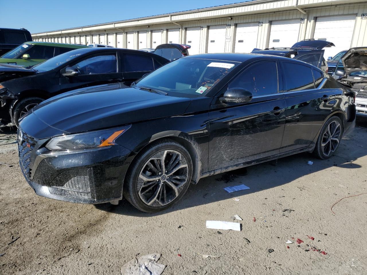 2024 NISSAN ALTIMA SR