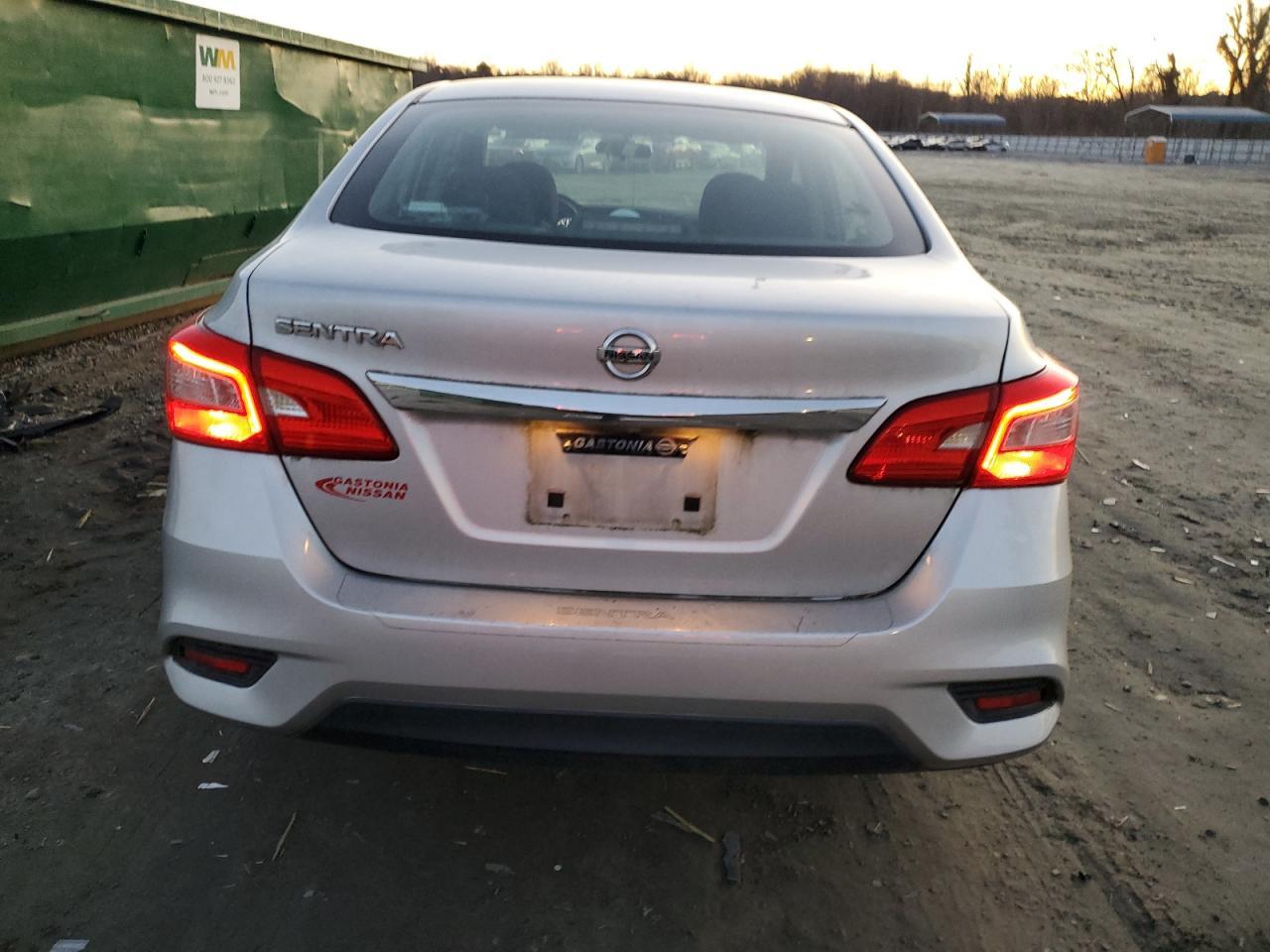 2016 NISSAN SENTRA S - Фото 6