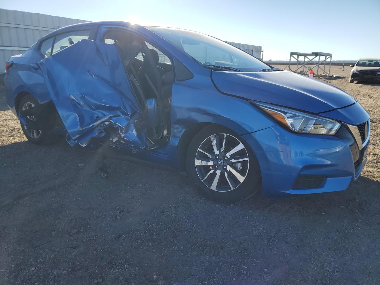 2021 NISSAN VERSA SV - Фото 4