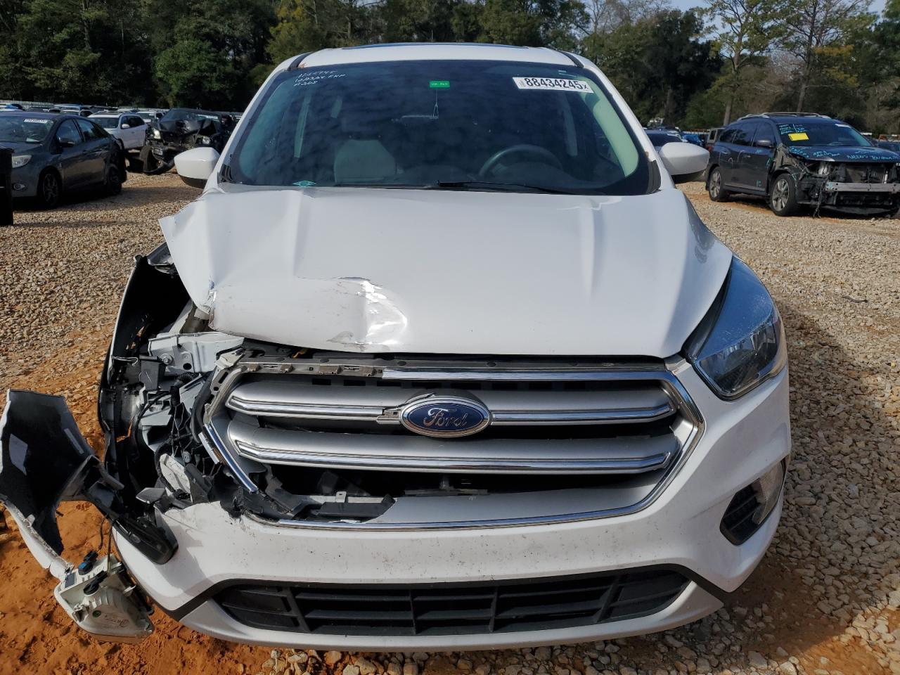 2017 FORD ESCAPE SE - Image 5