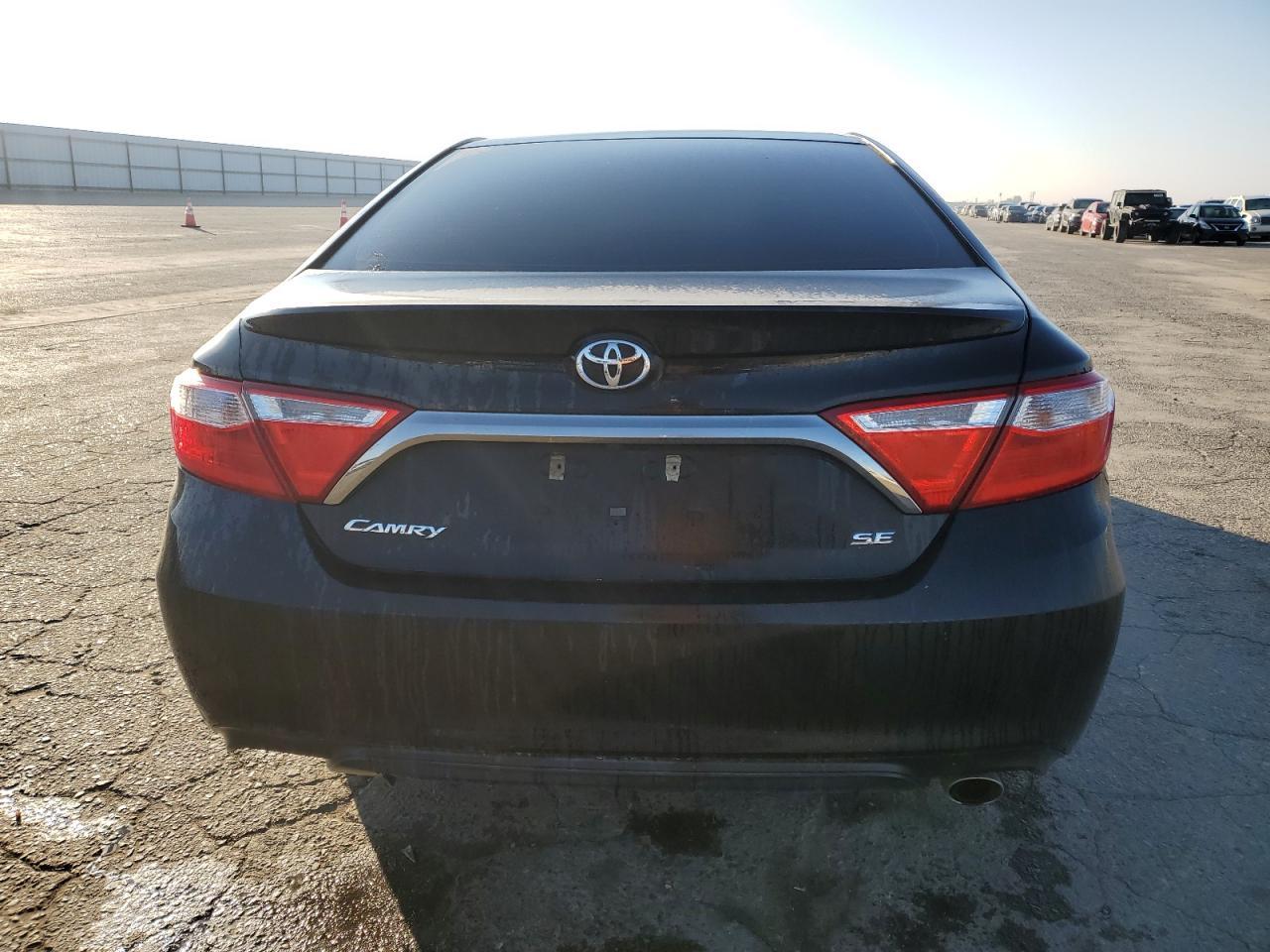 2017 TOYOTA CAMRY LE - Фото 6