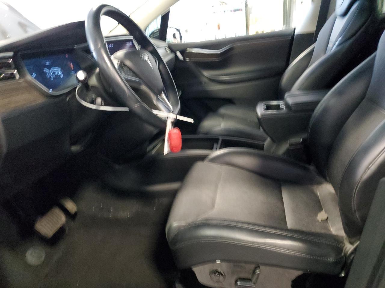 2016 TESLA MODEL X - Фото 7