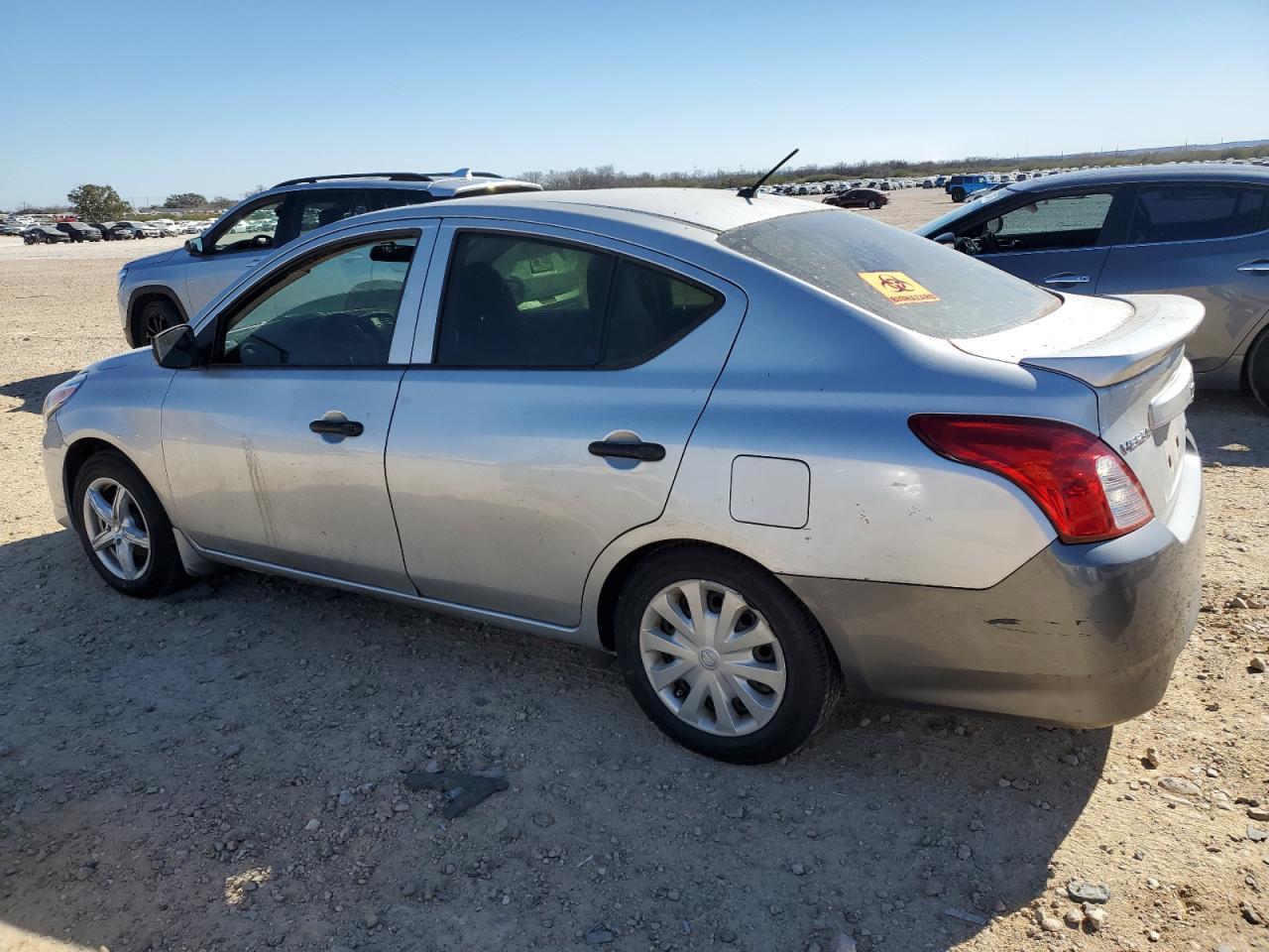 2016 NISSAN VERSA S - Фото 2