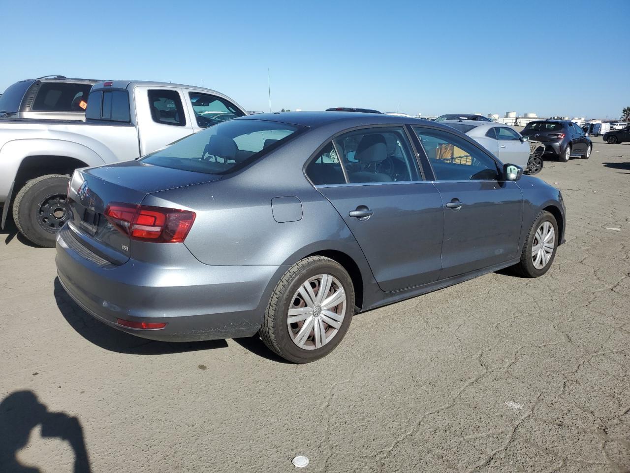 2017 VOLKSWAGEN JETTA S - Фото 3