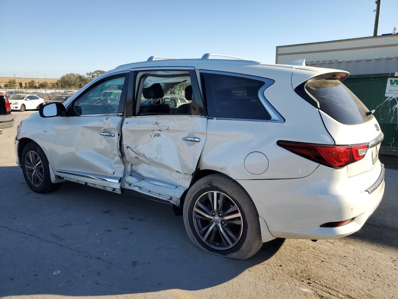 2017 INFINITI QX60 - Фото 2