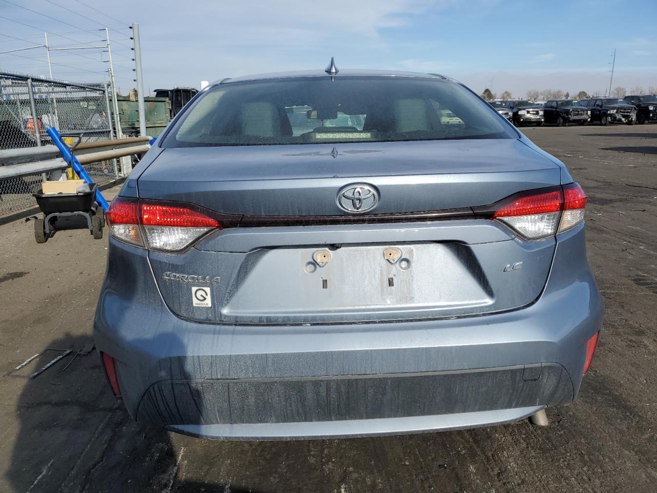 2020 TOYOTA COROLLA LE - Фото 6