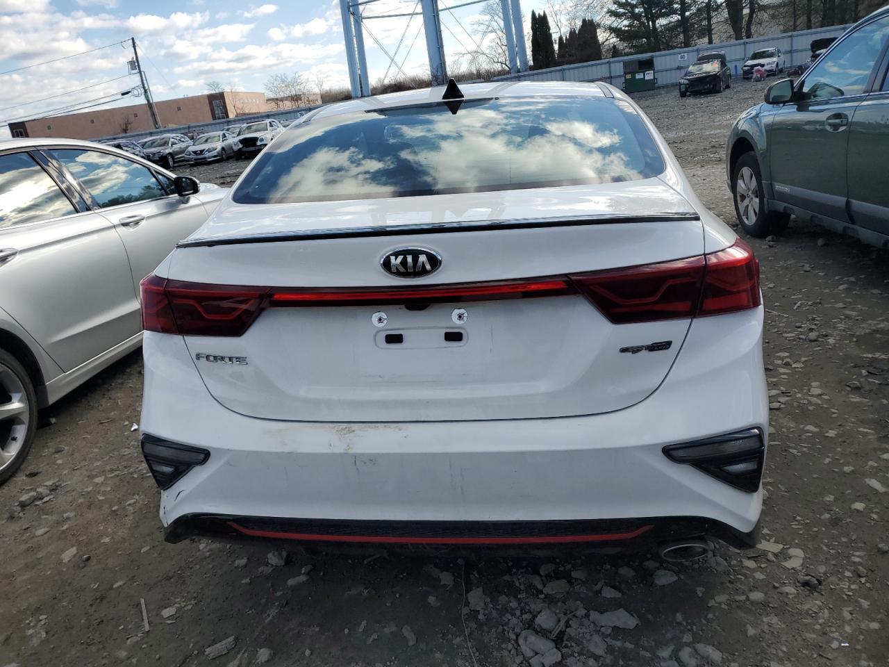 2021 KIA FORTE GT L - Image 6