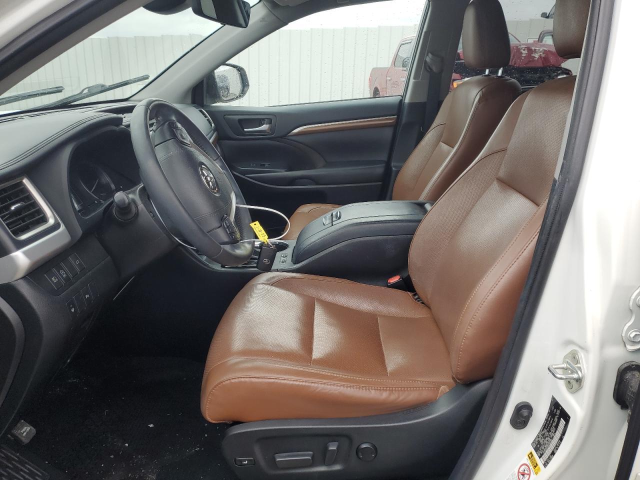 2019 TOYOTA HIGHLANDER - Image 7