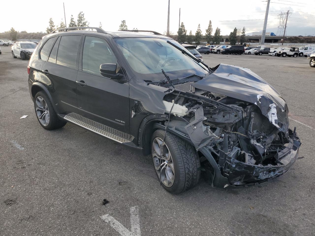 2011 BMW X5 XDRIVE5 - Image 4