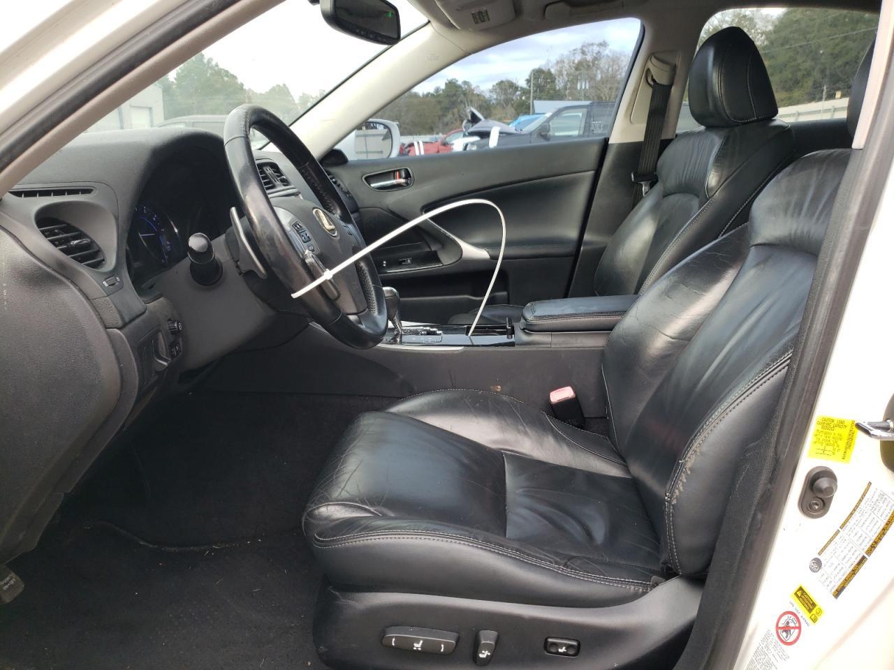 2011 LEXUS IS 250 - Image 7