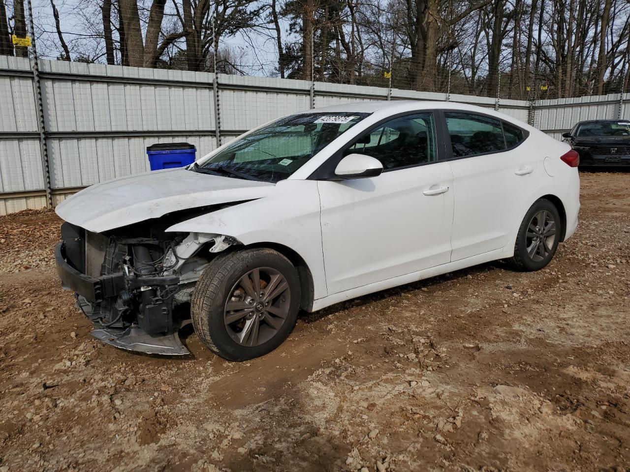 2018 HYUNDAI ELANTRA SE