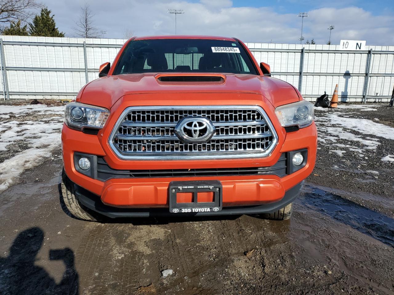 2017 TOYOTA TACOMA DOU - Фото 5