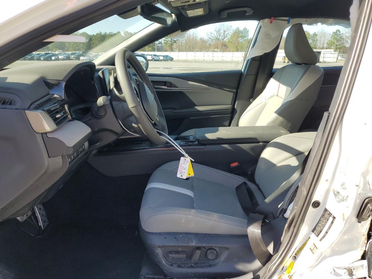 2025 TOYOTA CAMRY XSE - Фото 7