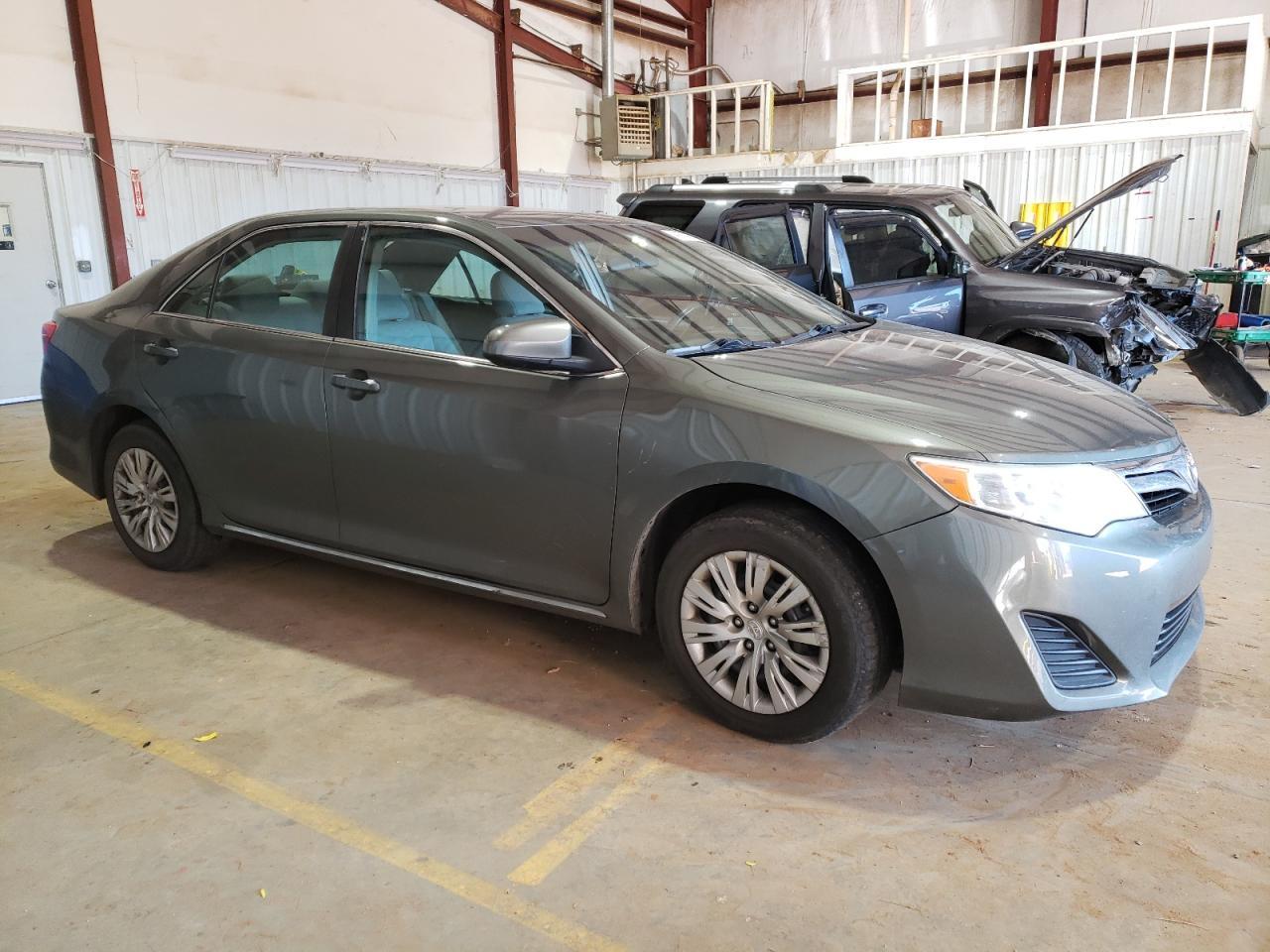 2014 TOYOTA CAMRY L - Image 4