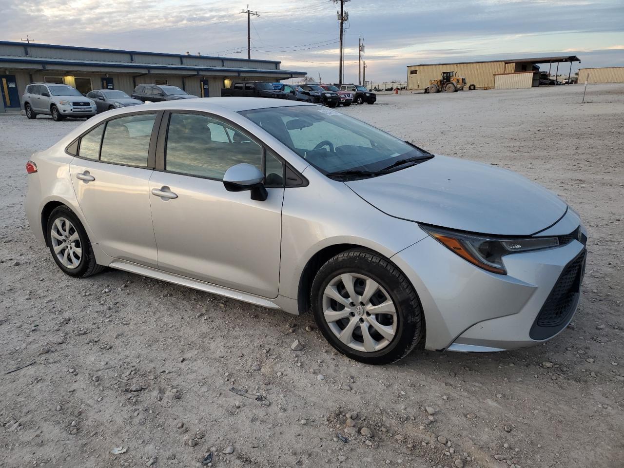 2020 TOYOTA COROLLA LE - Фото 4