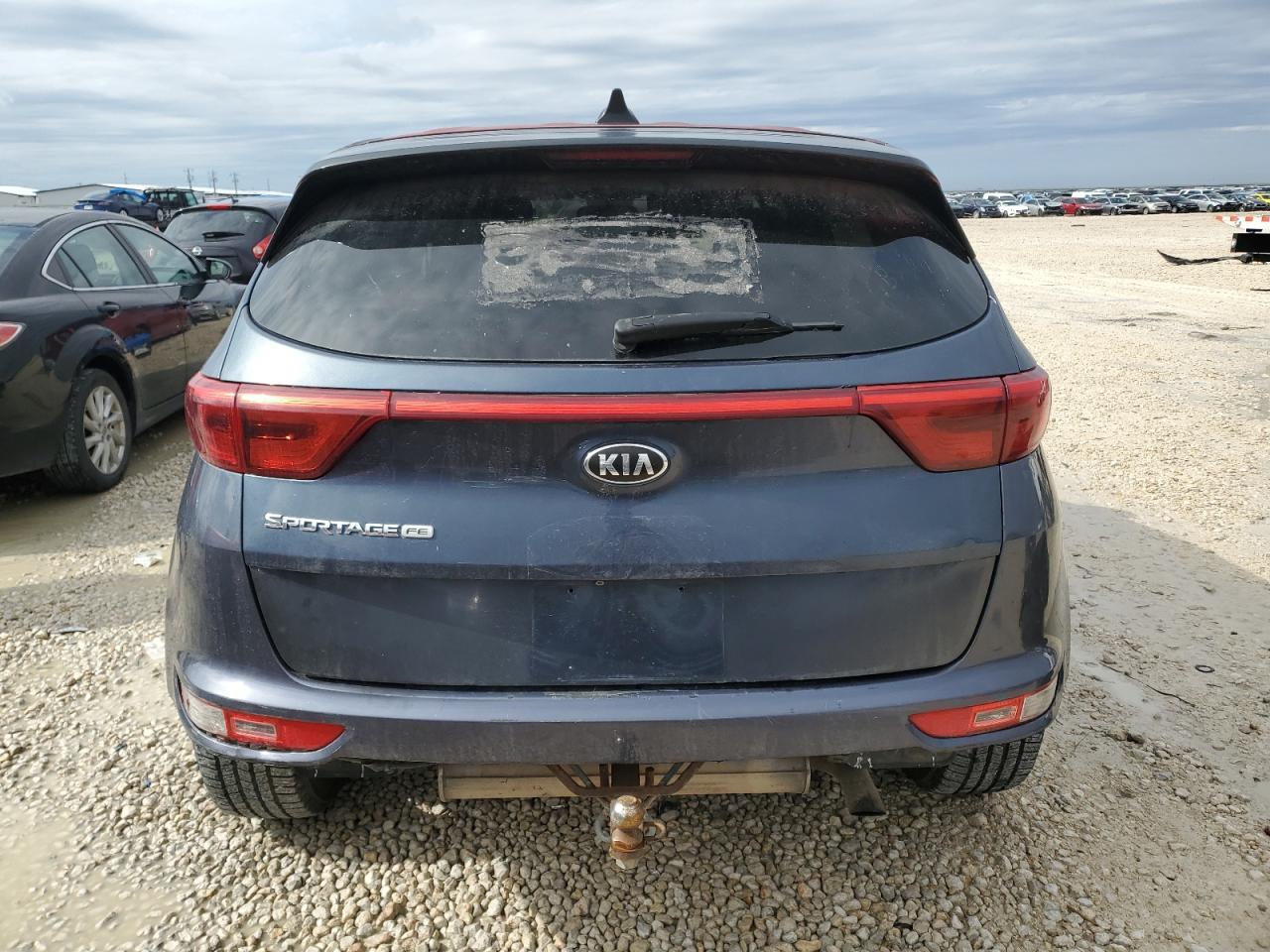 2017 KIA SPORTAGE L - Image 6