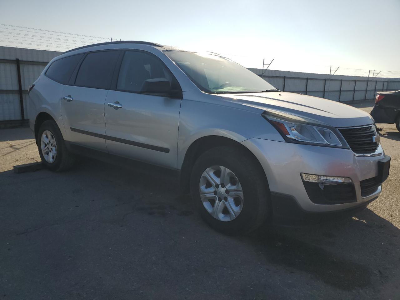 2015 CHEVROLET TRAVERSE L - Фото 4