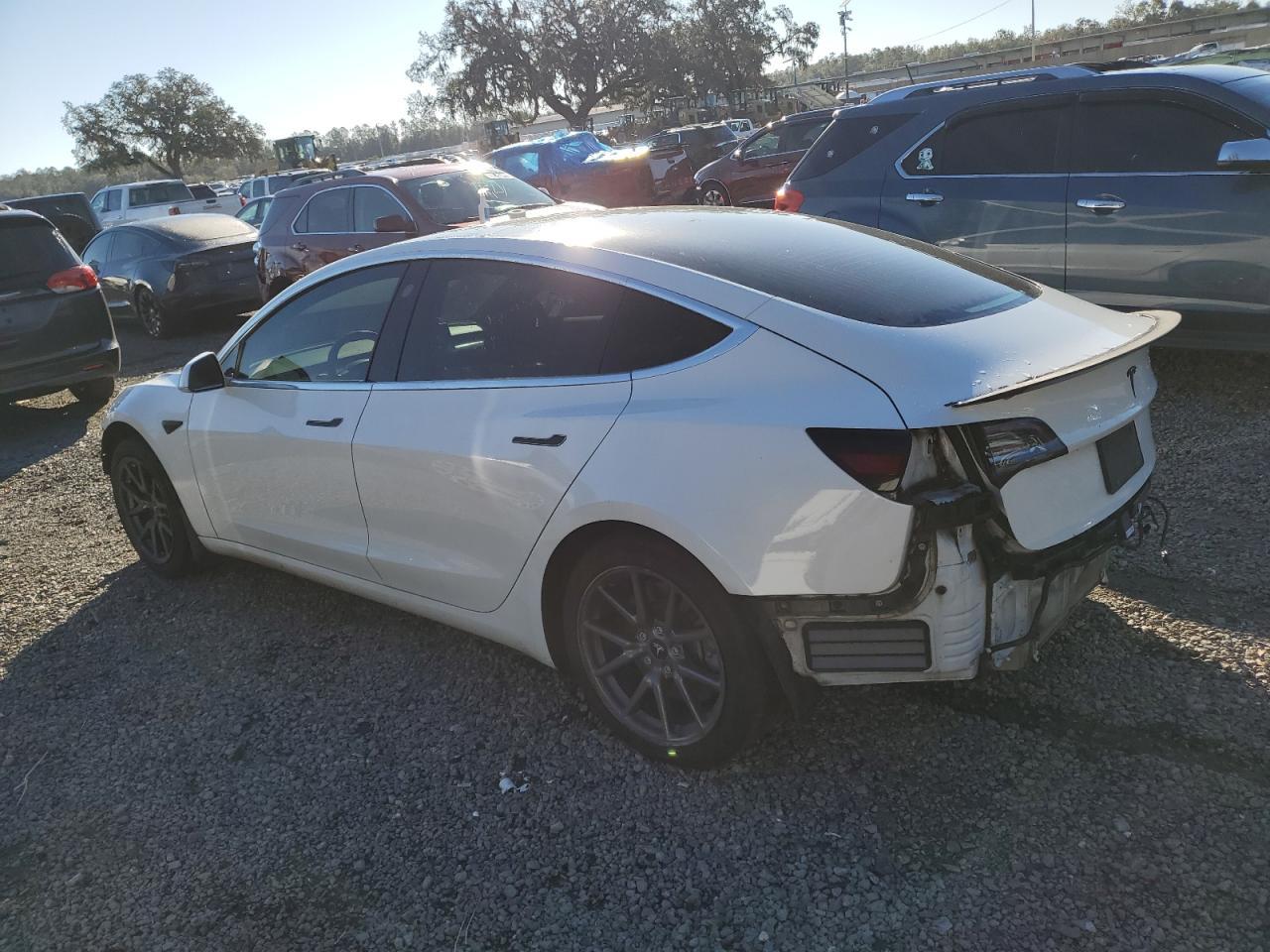 2019 TESLA MODEL 3 - Image 2