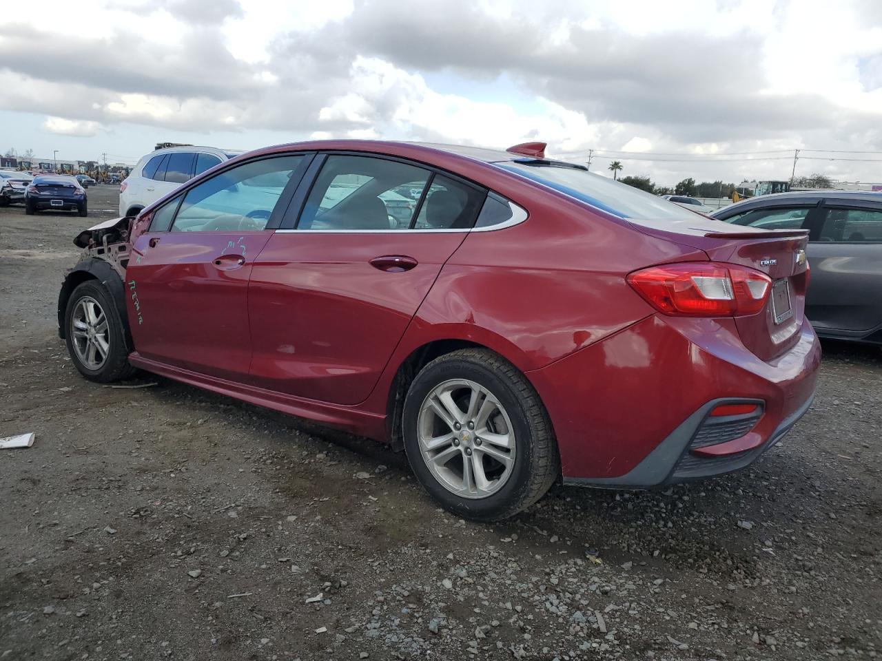2017 CHEVROLET CRUZE LT - Фото 2