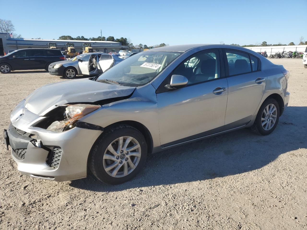 2013 MAZDA 3 I