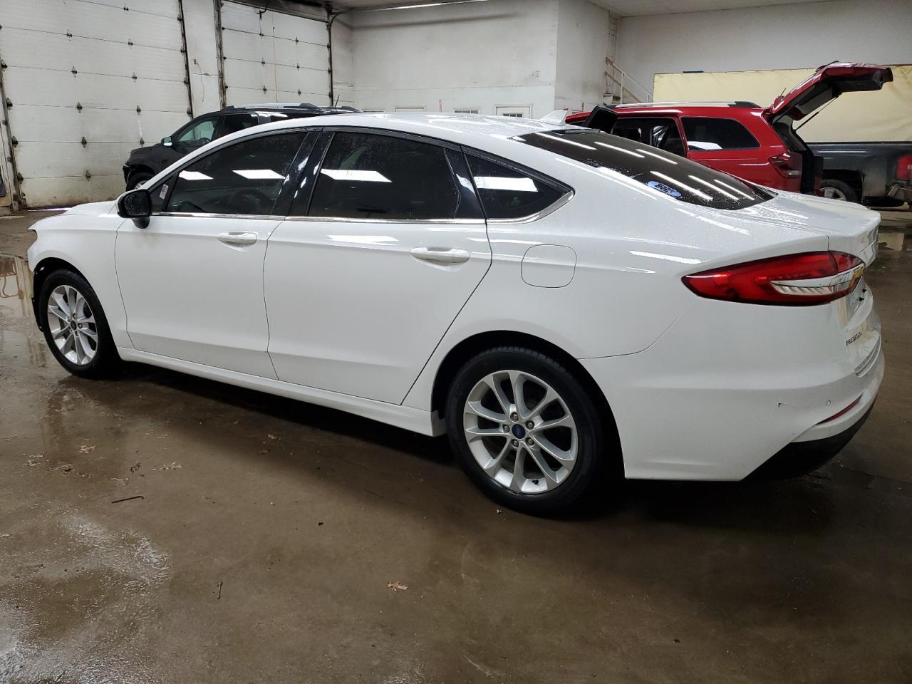 2020 FORD FUSION SE - Image 2
