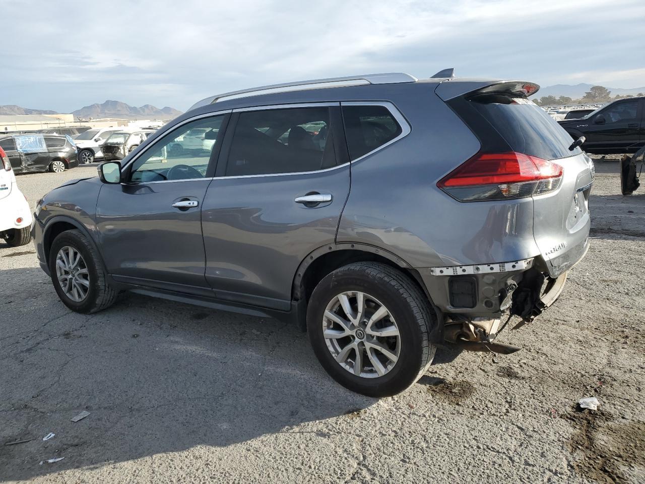 2017 NISSAN ROGUE S - Image 2